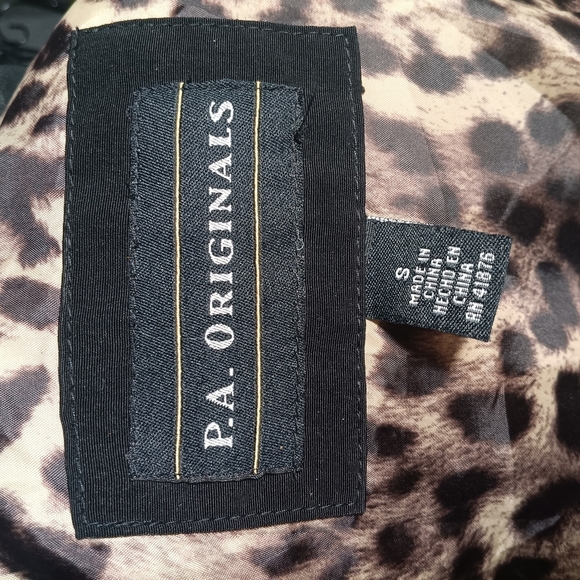 Women's Black Jacket - Picture 13 of 15